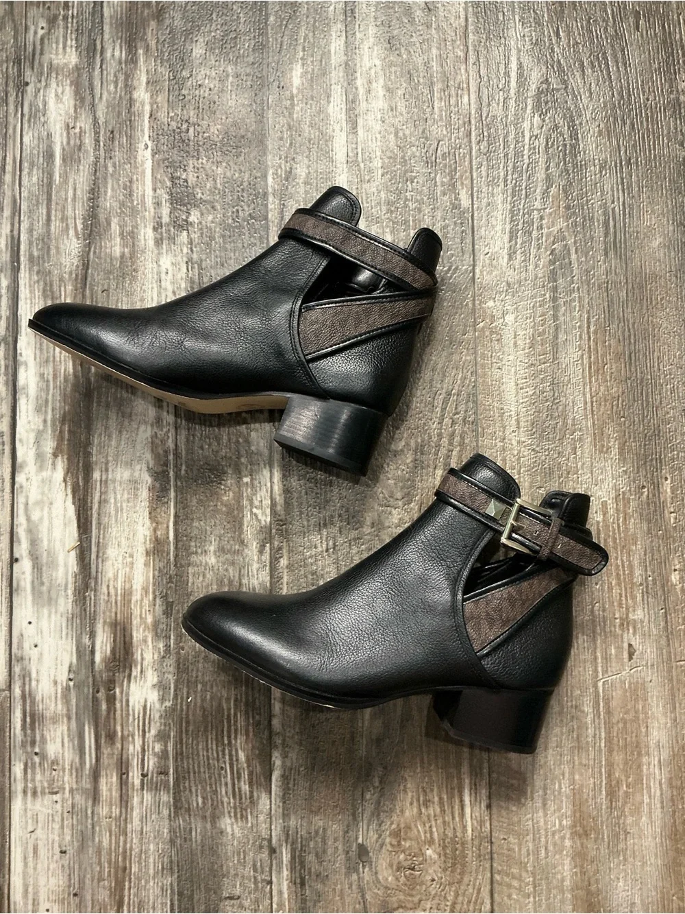 Michael Kors Black Leather Ankle Booties with Logo Strap and Gold Buckle Size 6